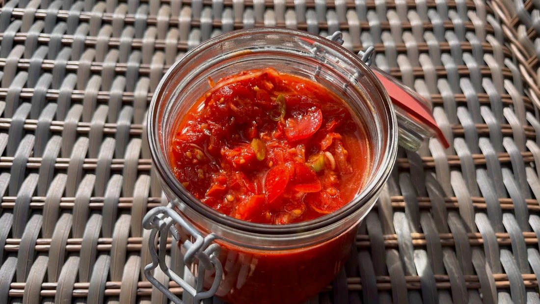 Frisse tomatenkimchi met vissaus Phans