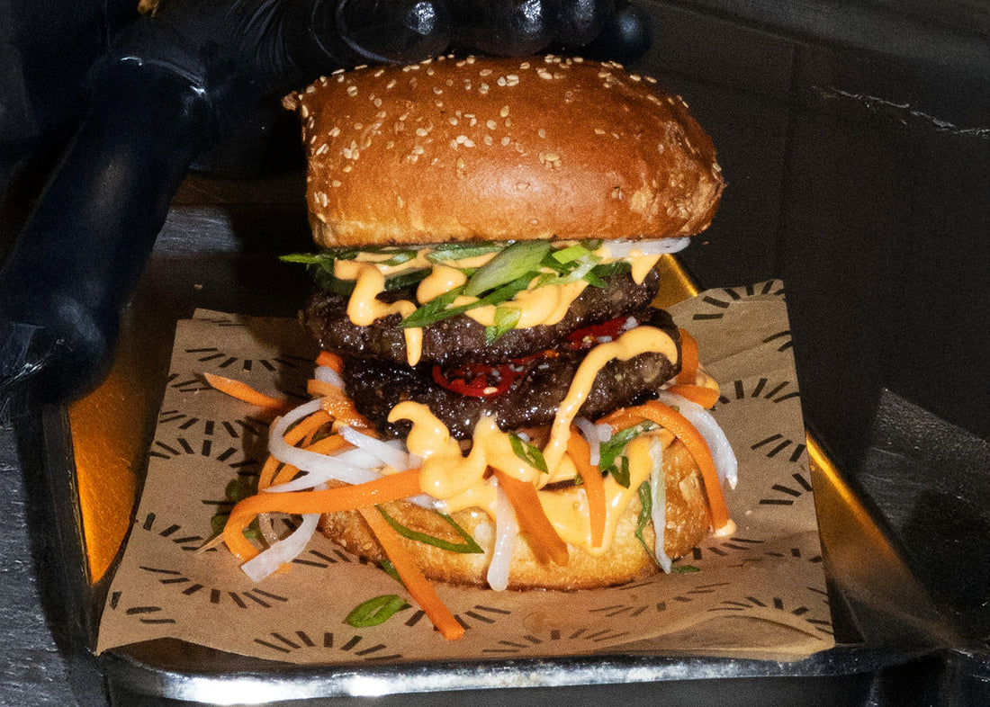 Vietnamese-style-hamburgers-met-vissaus-en-citroengras Phans